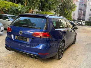 Volkswagen Golf R 4-Door w/DCC & Navigation 2019 Blue