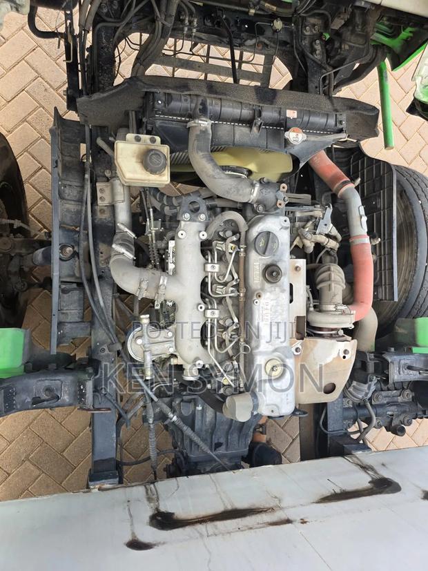 Hyundai 2024 White - thumbnail 8