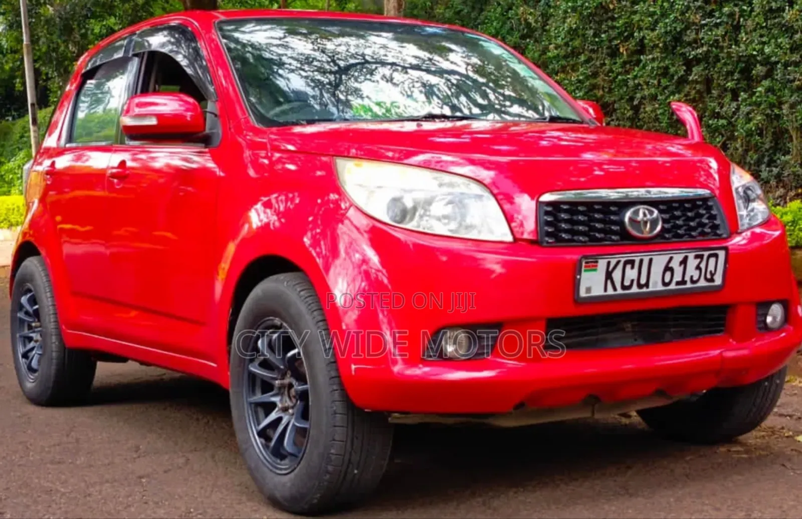 Toyota Rush 2012 Red
