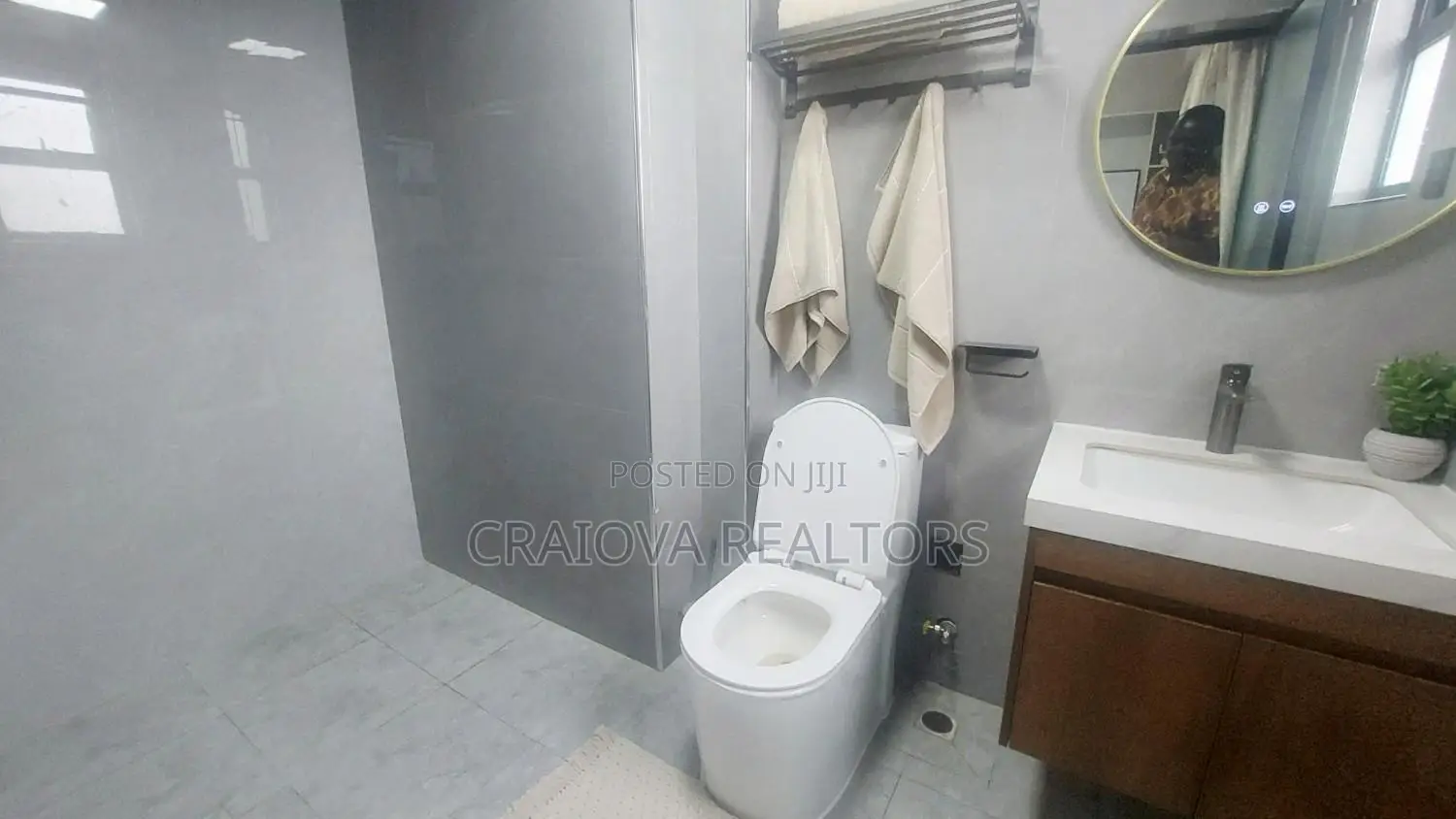 3bdrm Apartment in Raphta Road Area for sale