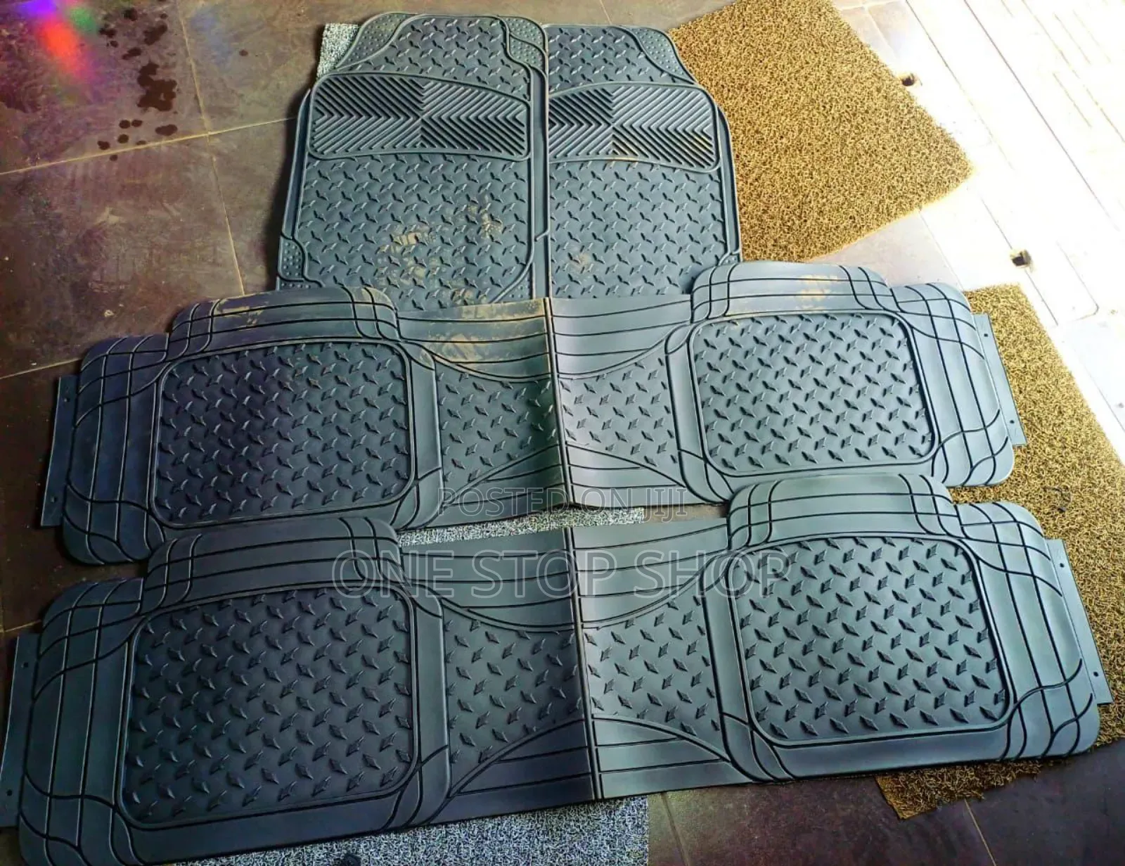 7seater Heavy Duty Waterproof Black Mats
