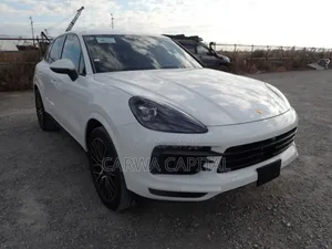 Porsche Cayenne S AWD 2019 White