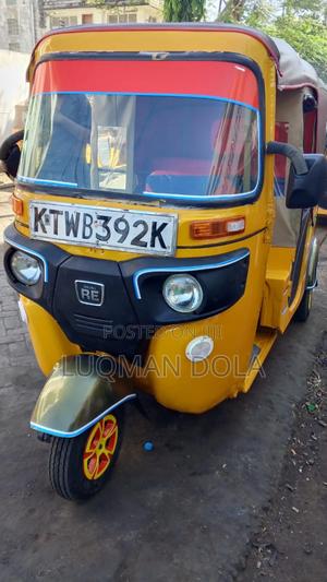 Bajaj RE 2019 Yellow - thumbnail 2