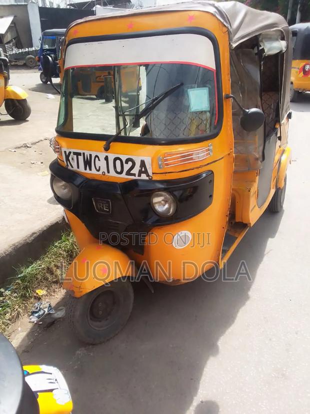 Bajaj RE 2020 Yellow - main view