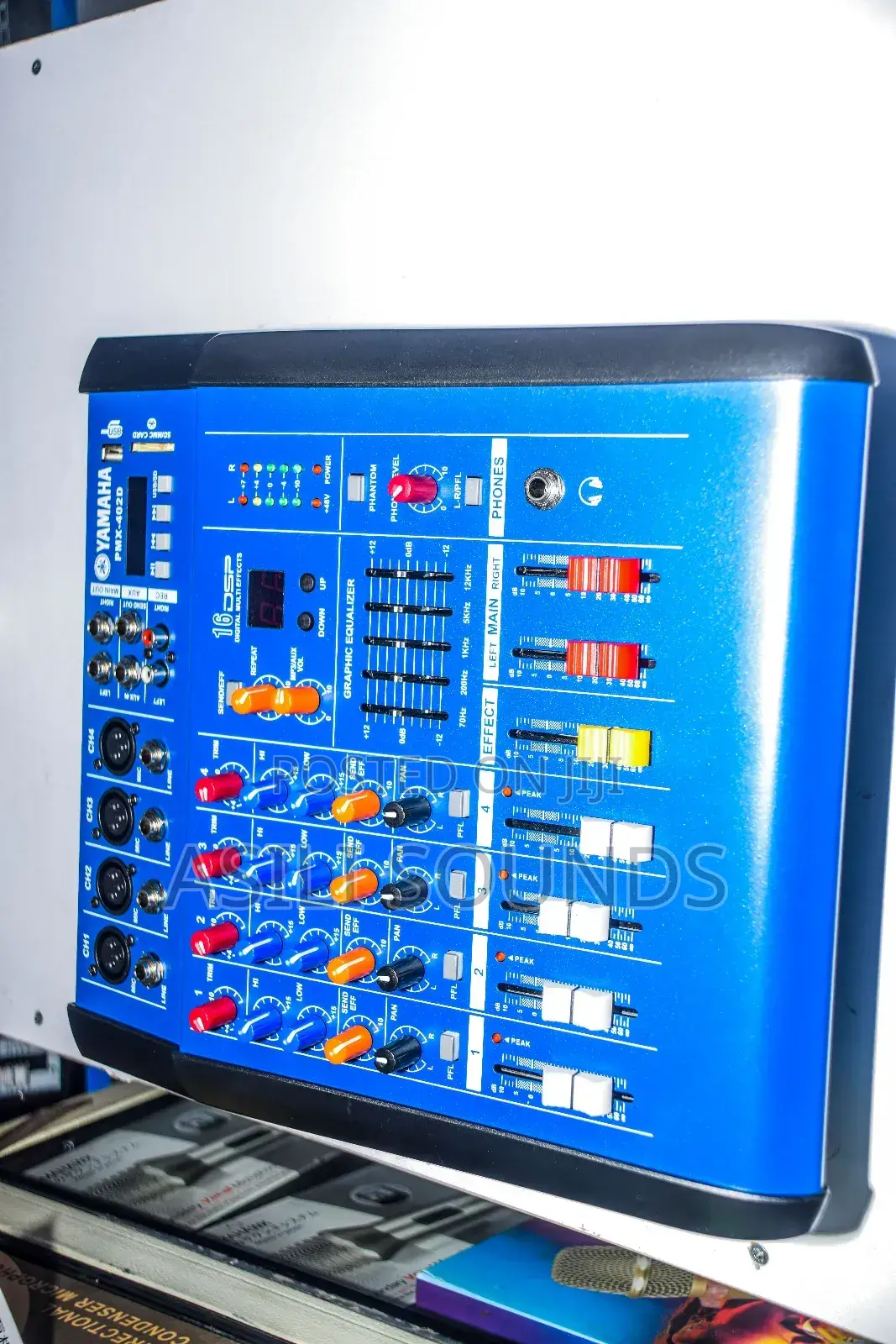 Powered Mixer 4 Channel