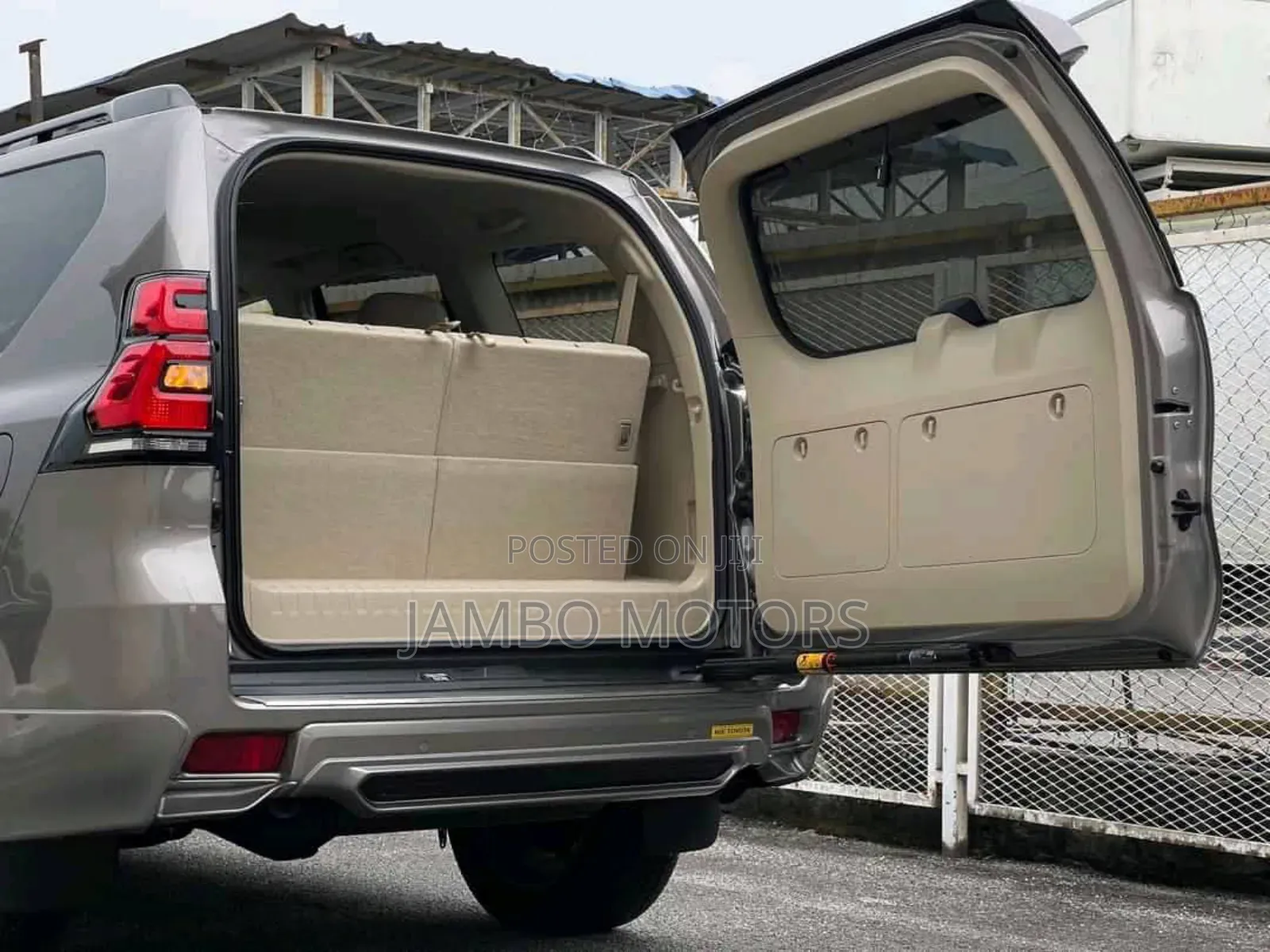 Toyota Land Cruiser Prado 2.8 2020 Gold