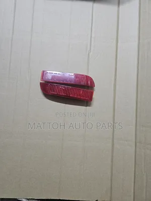 Bumper Reflector Avensis