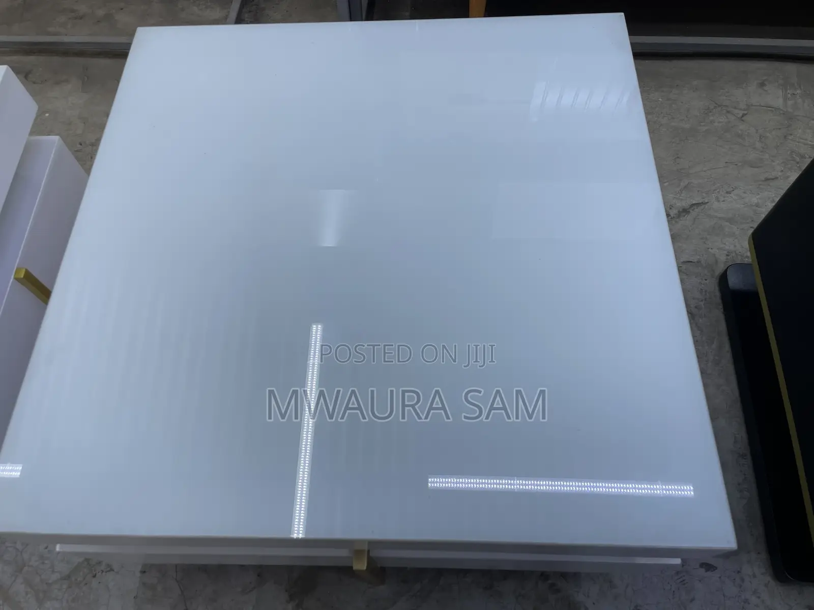 Modern White High-Gloss Coffee Table