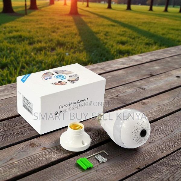 Panoramic 360 Degree 1080p Smartphone App Control Wifi Bulb Camera