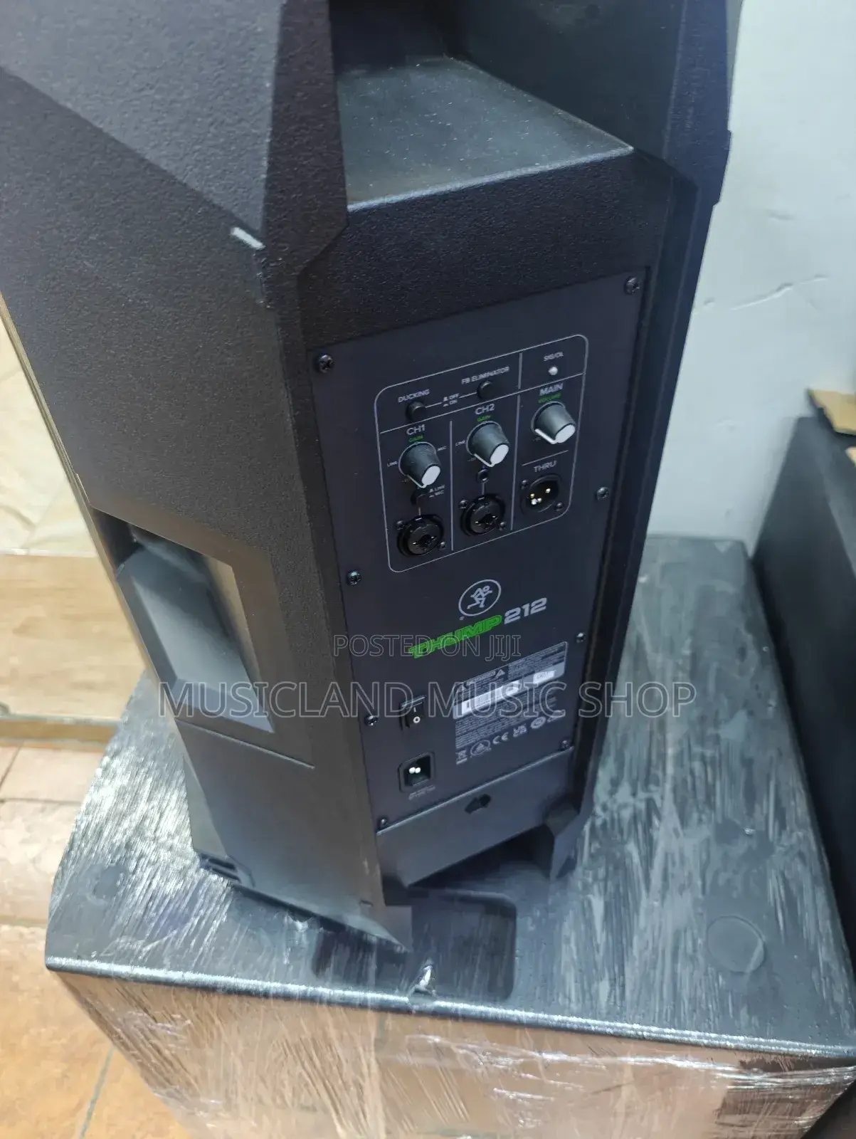 Mackie 212 Active Speakers