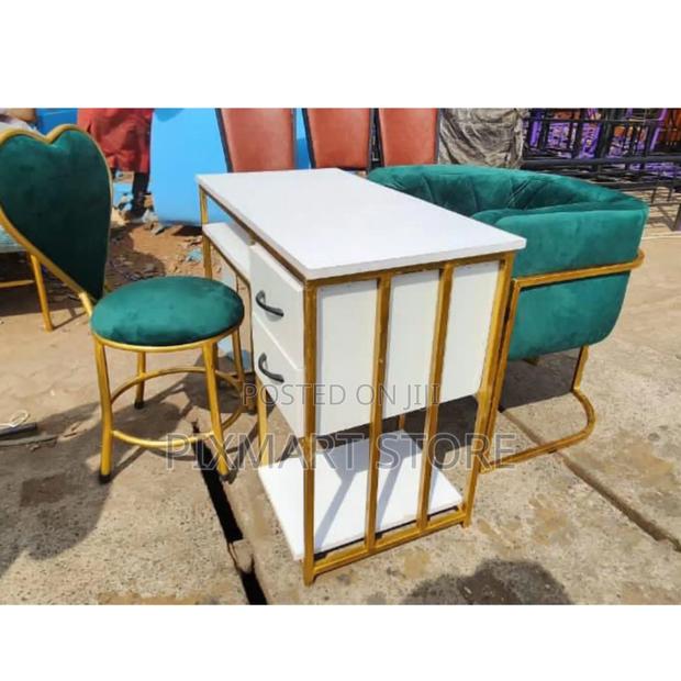 Stylish Salon Nail Table Chair Set for Professionals