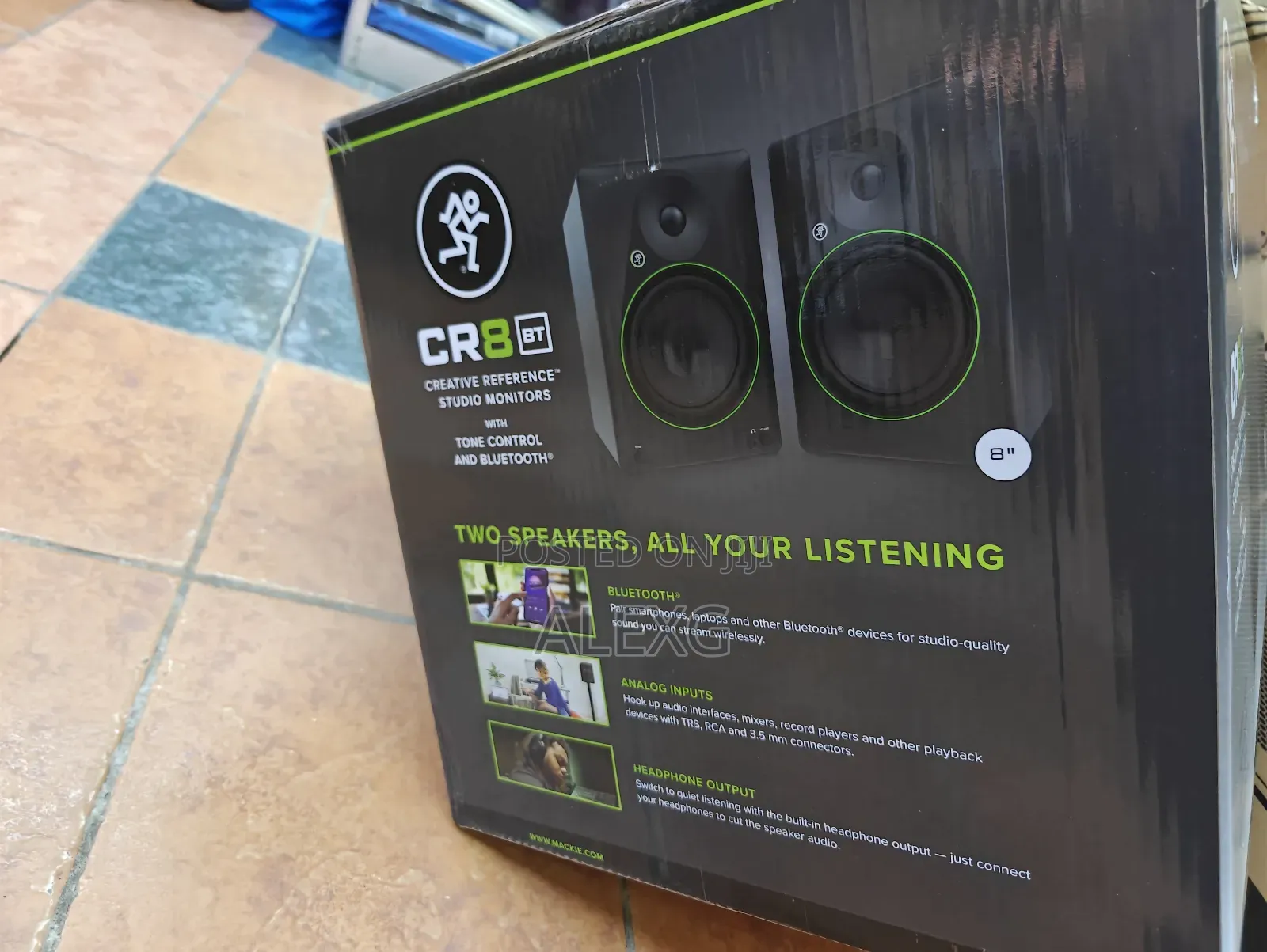 Mackie Cr8bt Powered Studio Monitor