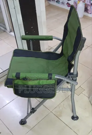 Heavy-Duty Folding Camping Chair With Cup Holder 