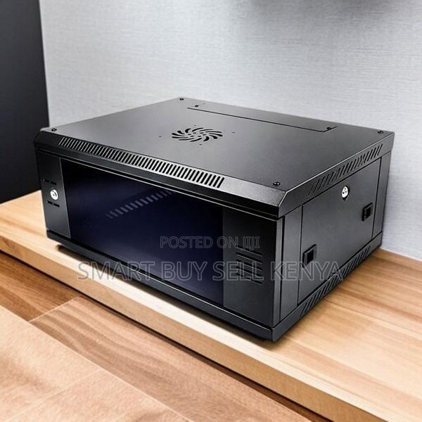 4u Network Wall Cabinet Lockable Steel Frame With Glass Front