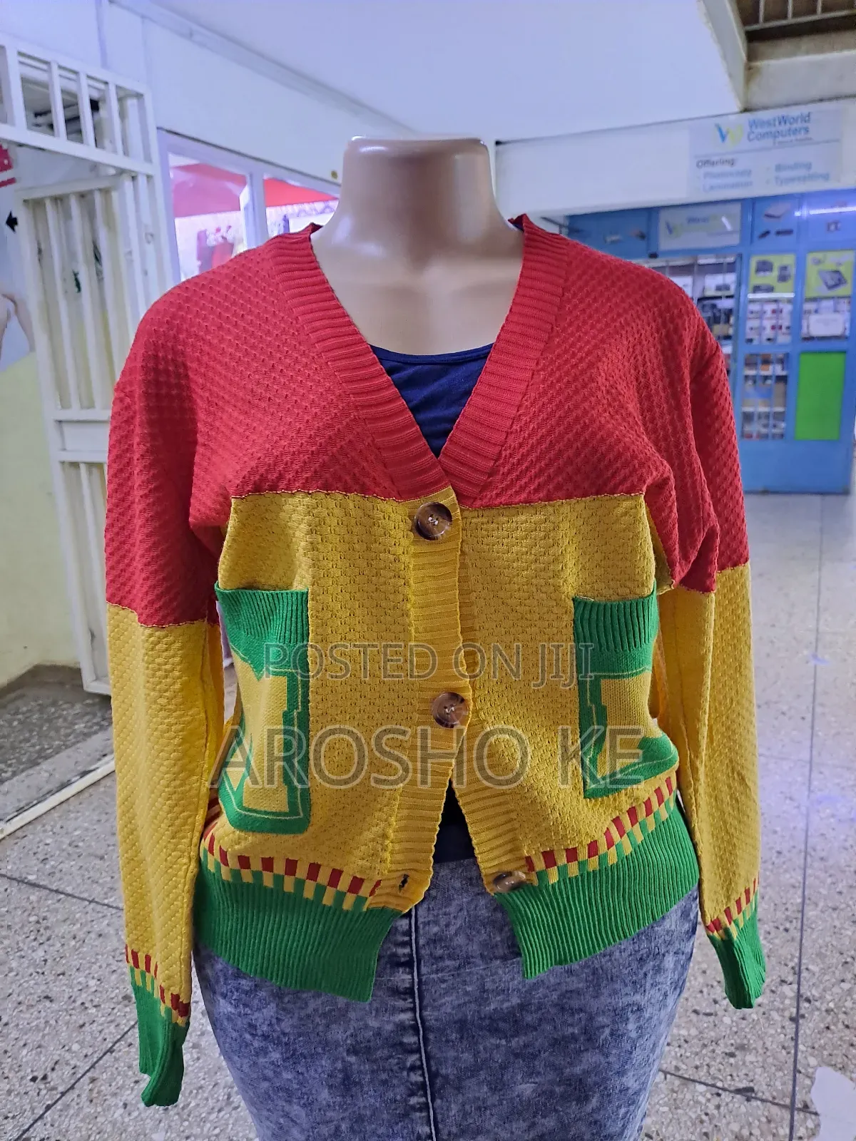 Cardigan Sweaters/Sweater Tops