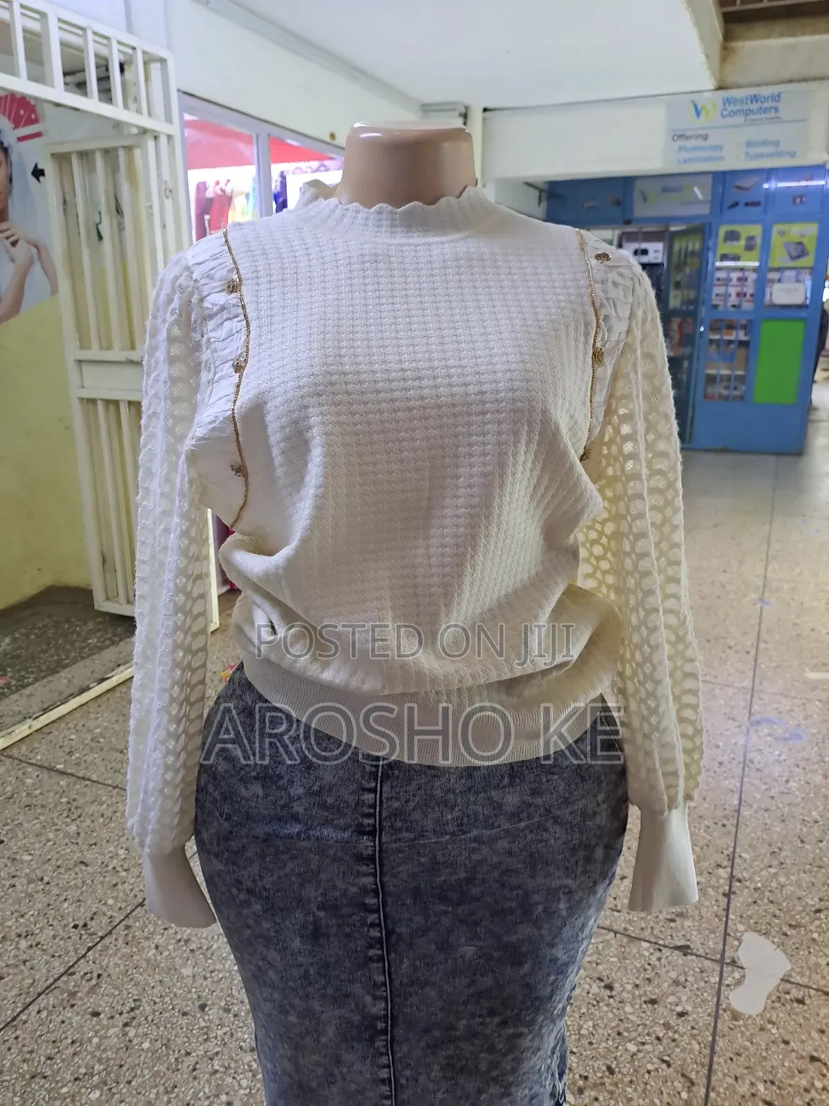 Cardigan Sweaters/Sweater Tops