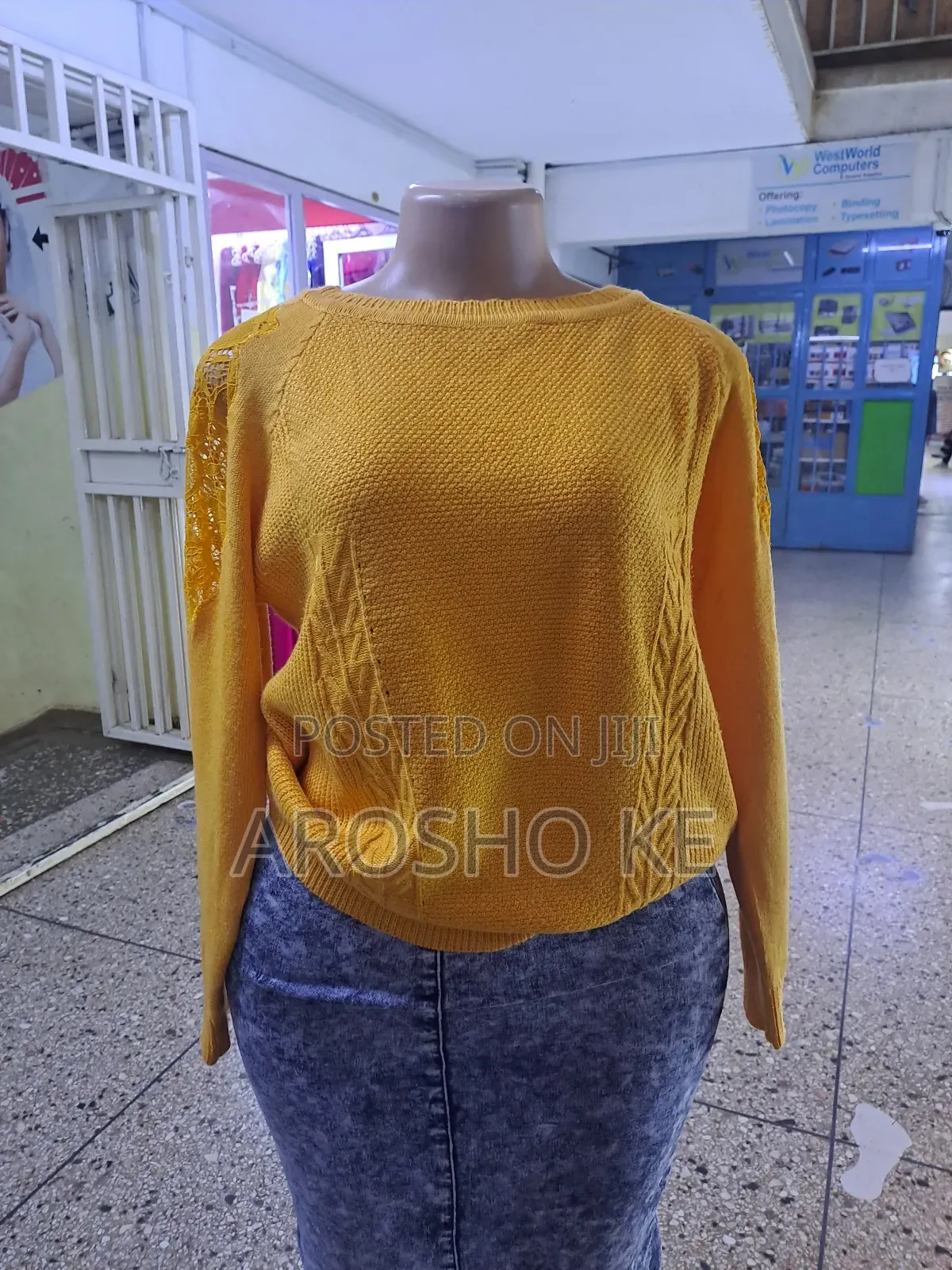 Cardigan Sweaters/Sweater Tops