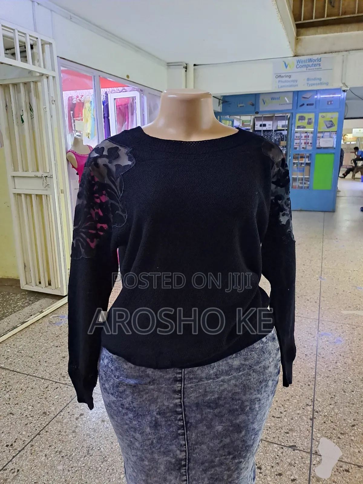 Cardigan Sweaters/Sweater Tops