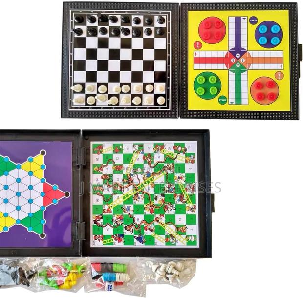 Chess Game Board Set Board Game Portable