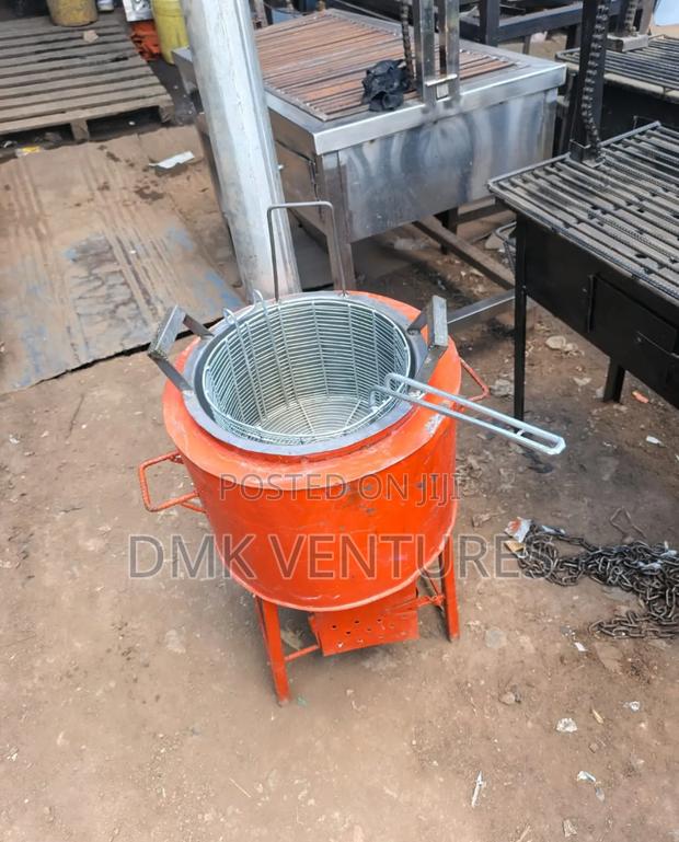 Colourful Firewood Chips Fryer