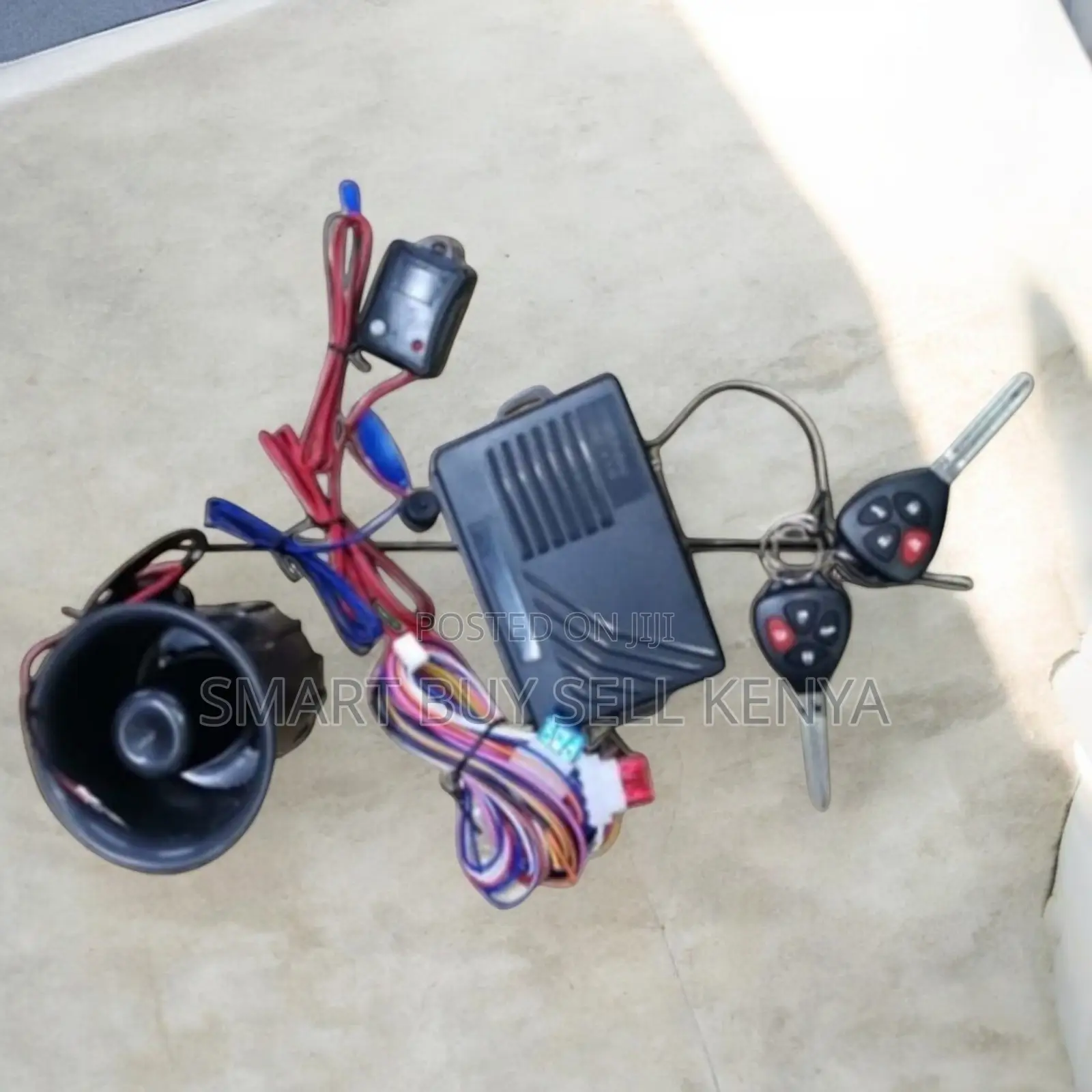 Advanced Secure Car Security System With Flip Keys and Loud Siren