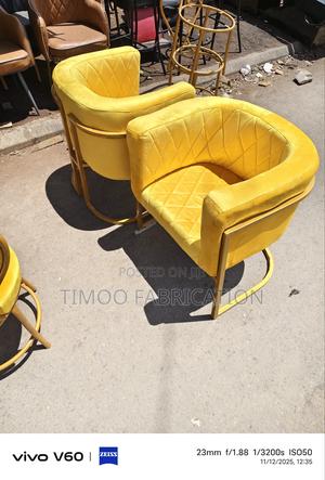 Styling Big Chairs, Mastered Yellow - thumbnail 2