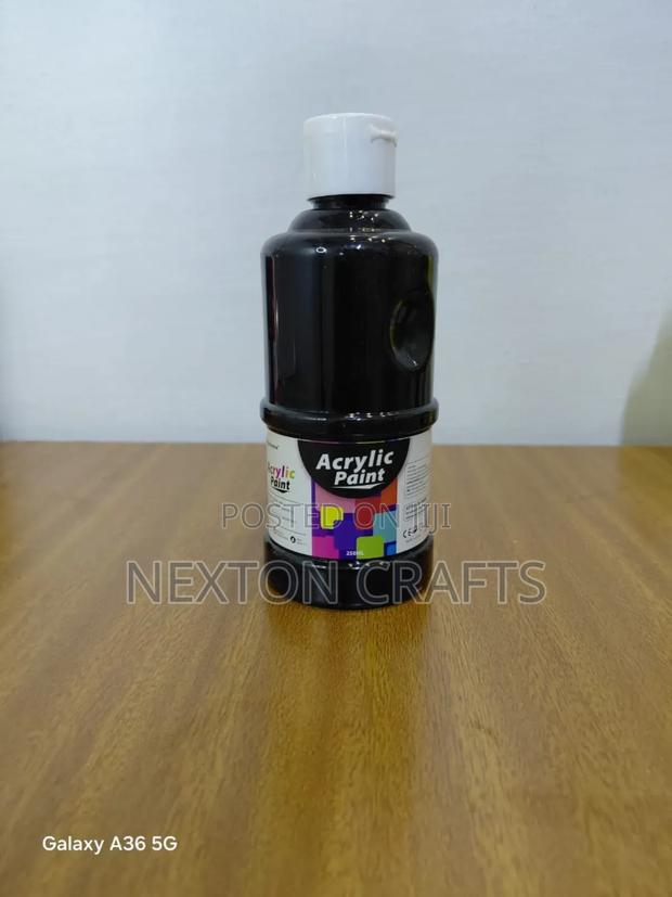 250zml Acrylic Paint - thumbnail 3