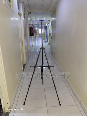 1.55cm Metalic Easel Stand - thumbnail 2