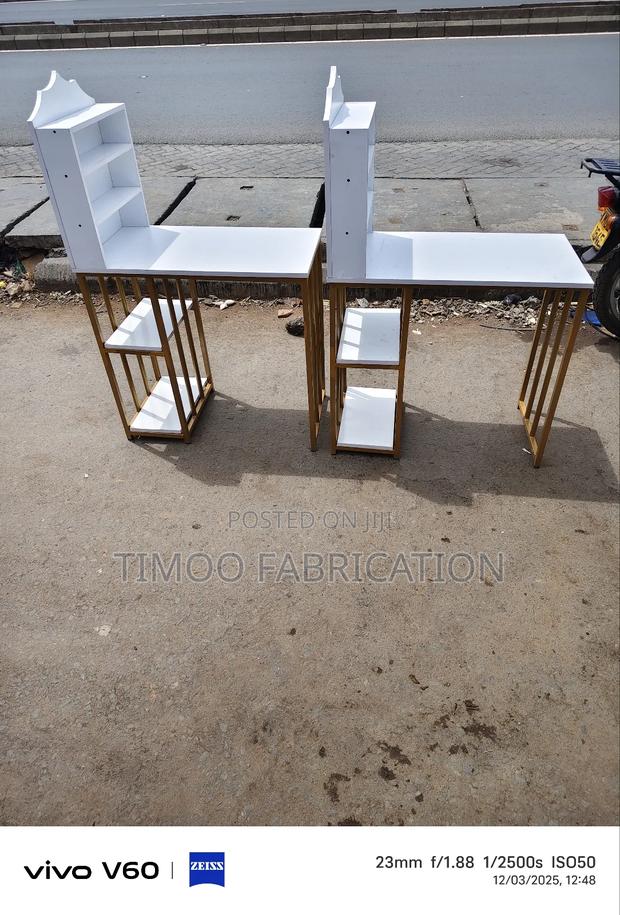 Nail Tables With Shelf - thumbnail 3