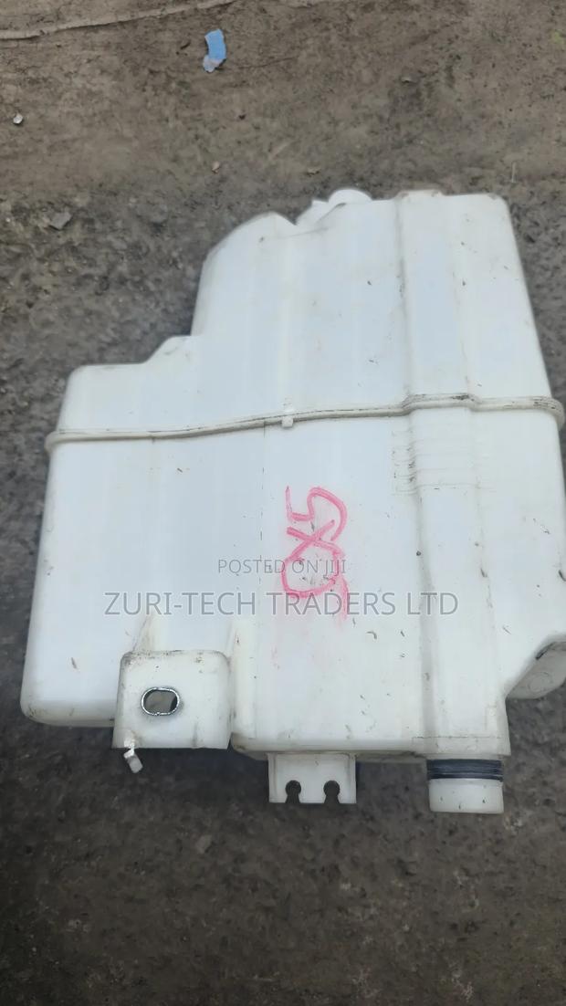 Mazda Cx5 2018 Washer Bottle Tank