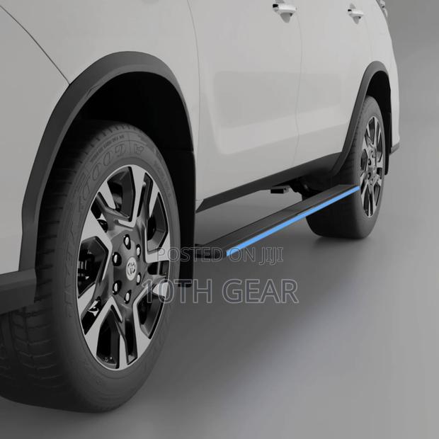 Side Steps Fortuner - main view