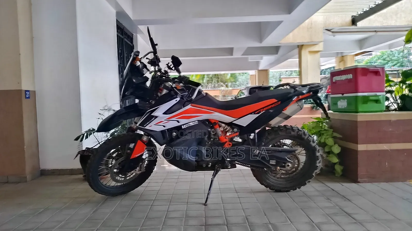 KTM 2019 White