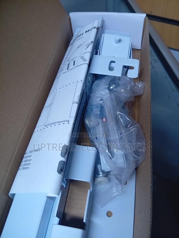 Projector Mount - main view