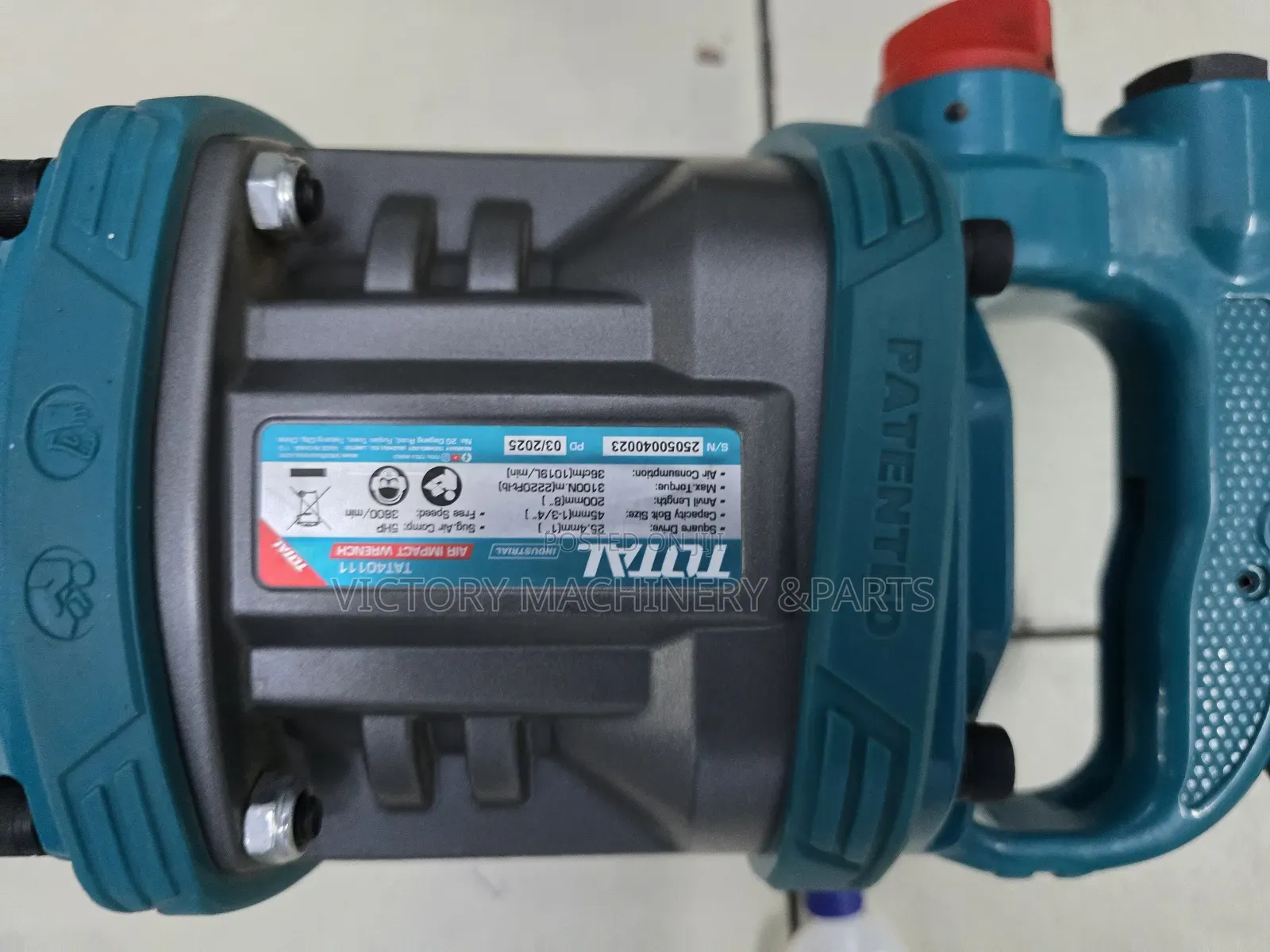 Total "1" Impact Wrench Machine
