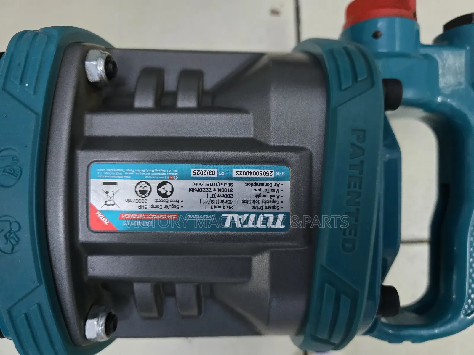 Total "1" Impact Wrench Machine