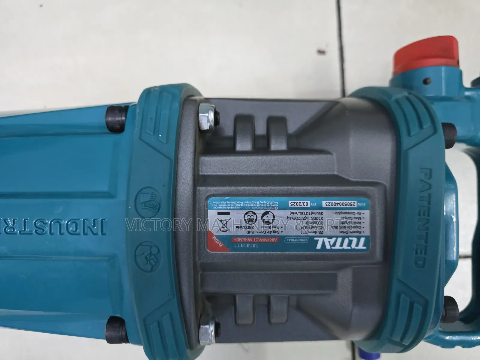 Total "1" Impact Wrench Machine