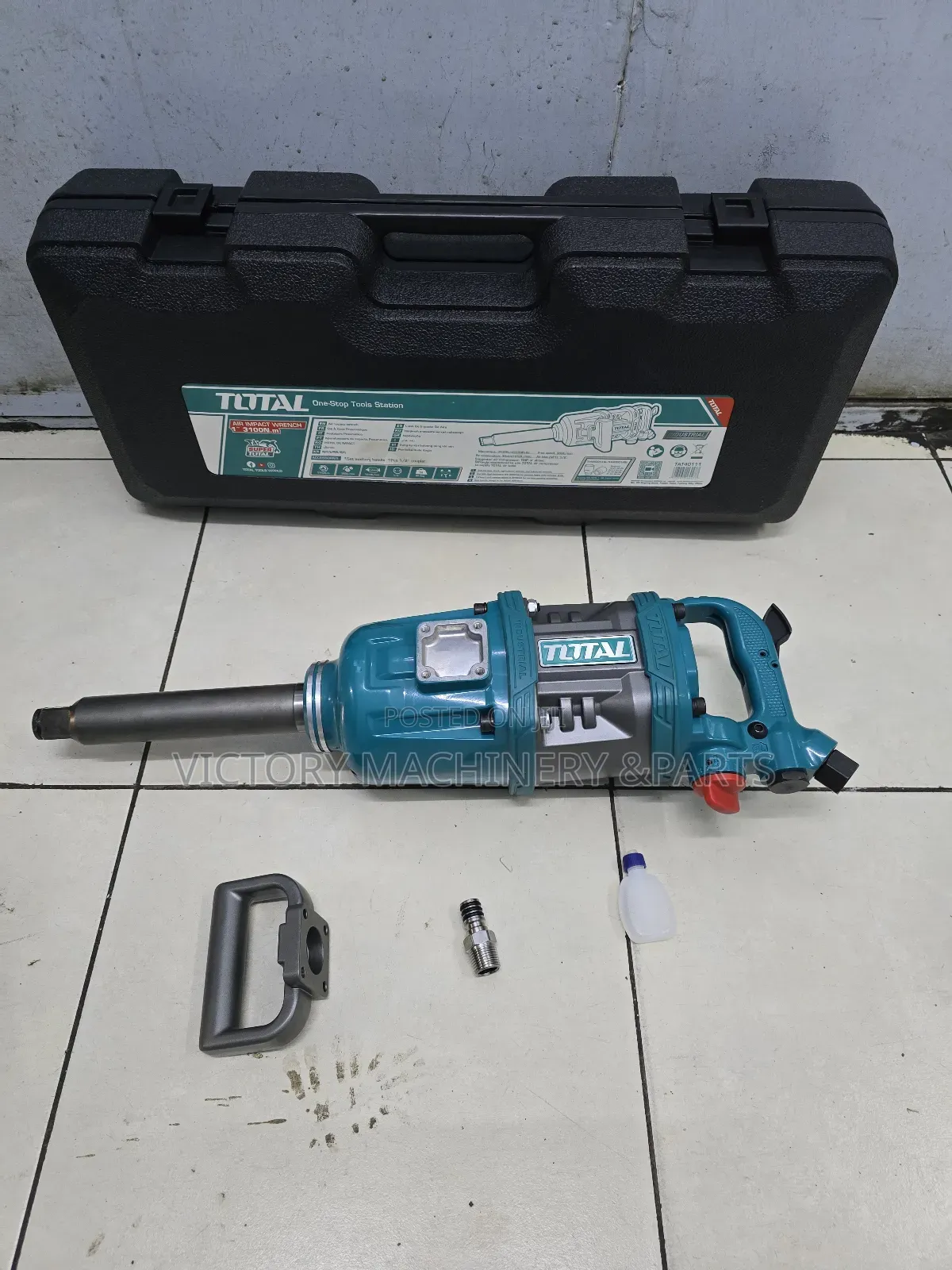 Total "1" Impact Wrench Machine