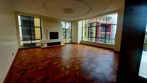 5bdrm Villa in Lavington for sale
