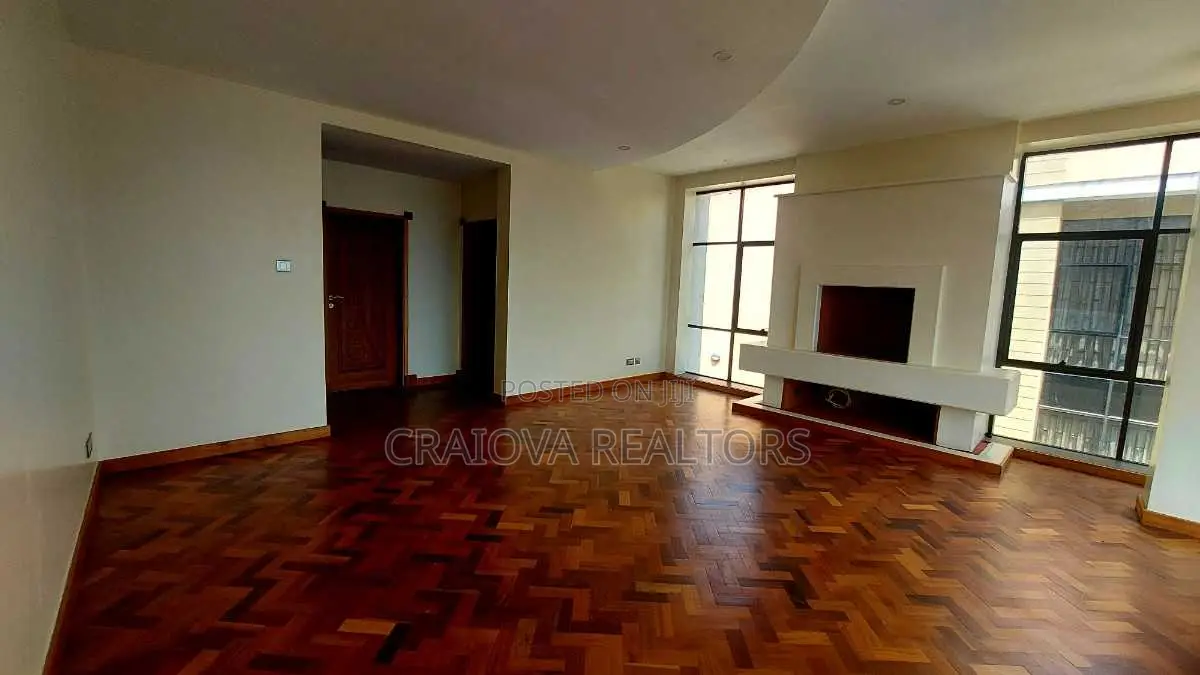 5bdrm Villa in Lavington for sale