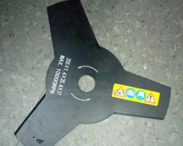 Grass Cutter Blade 3t
