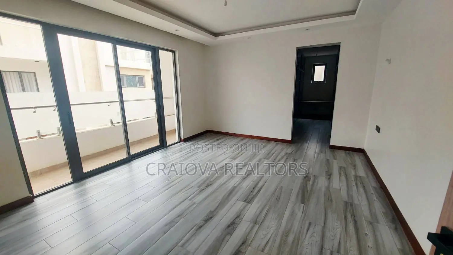 6bdrm Villa in Lavington for sale