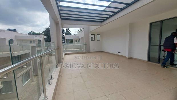 6bdrm Villa in Lavington for sale - thumbnail 18