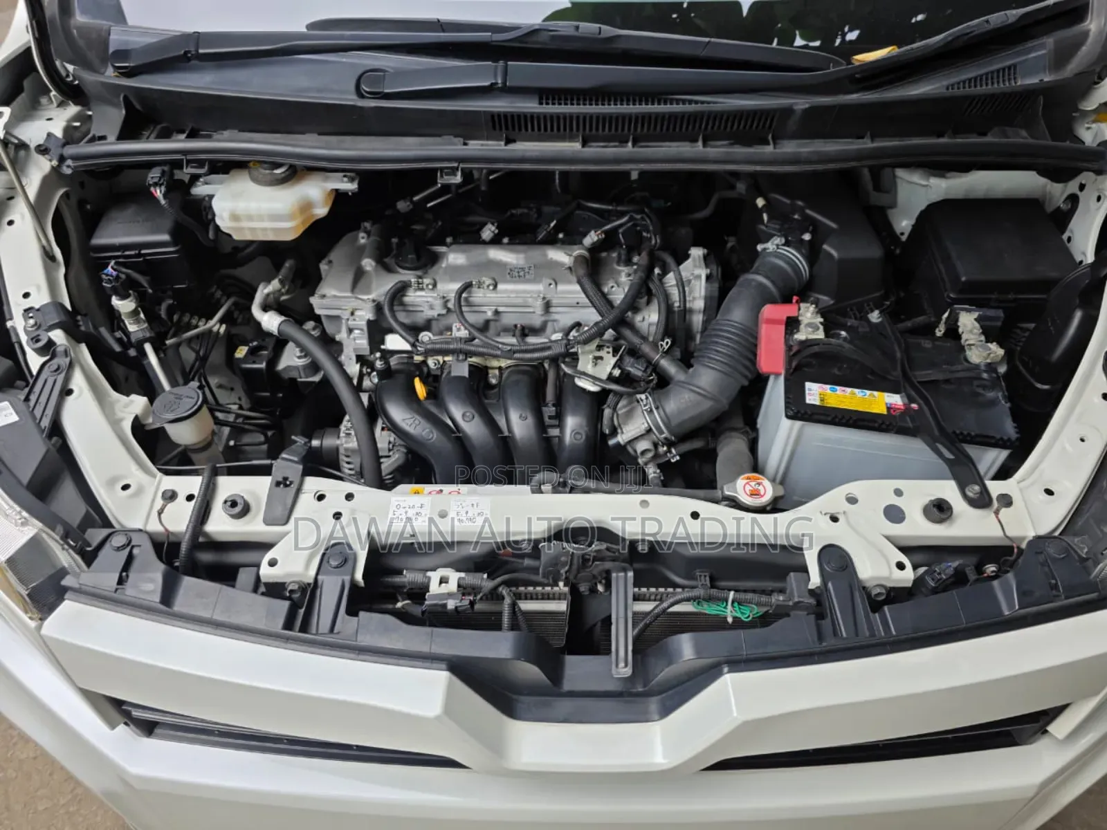 Toyota Voxy 2018 White