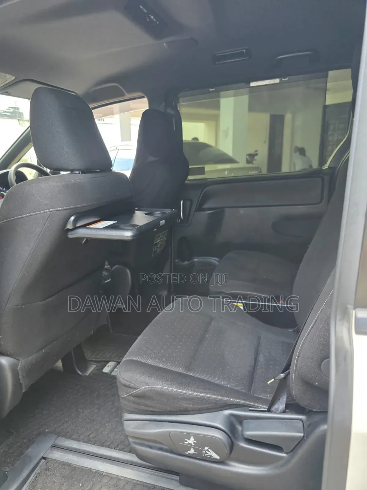 Toyota Voxy 2018 White