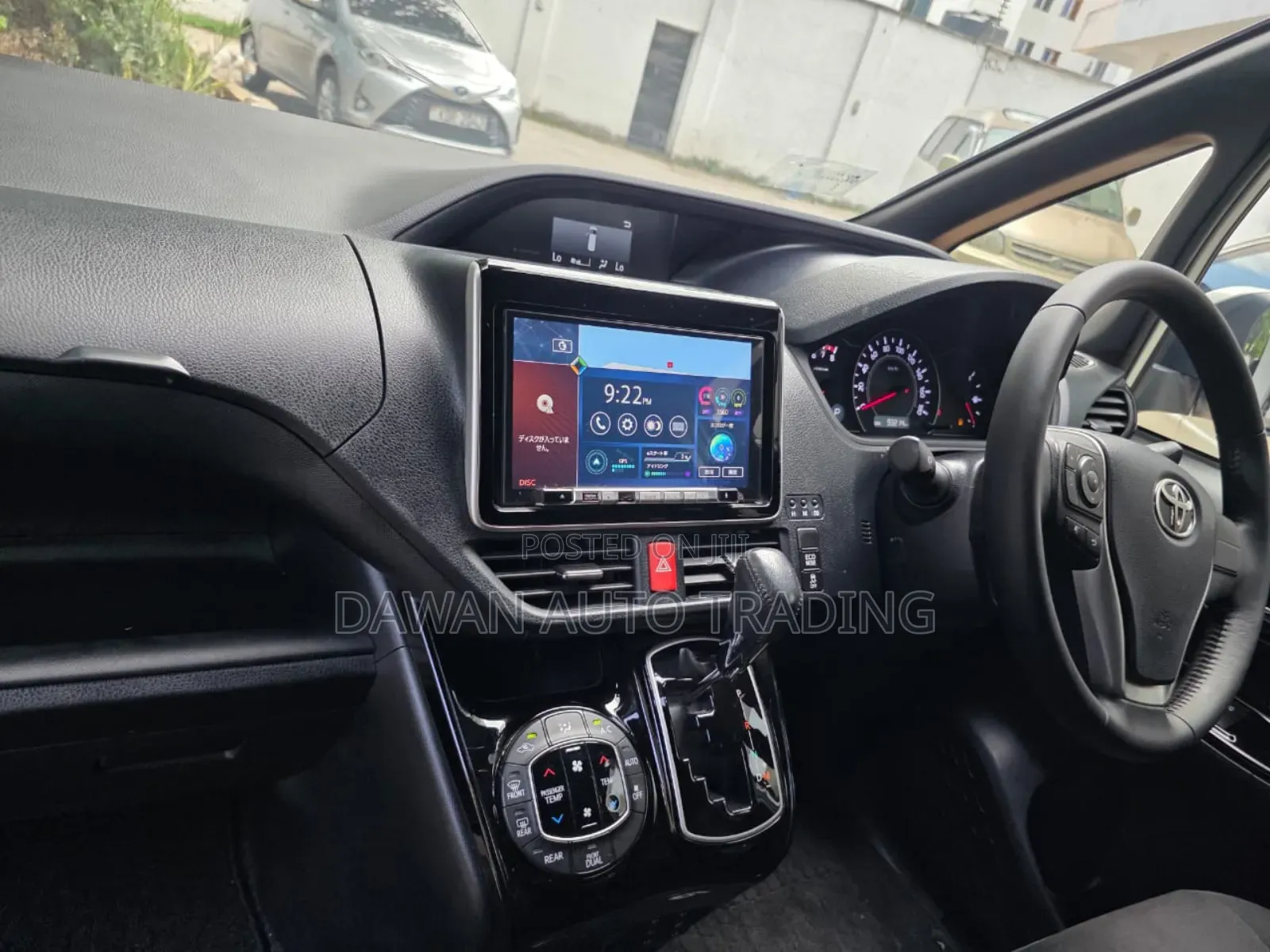 Toyota Voxy 2018 White
