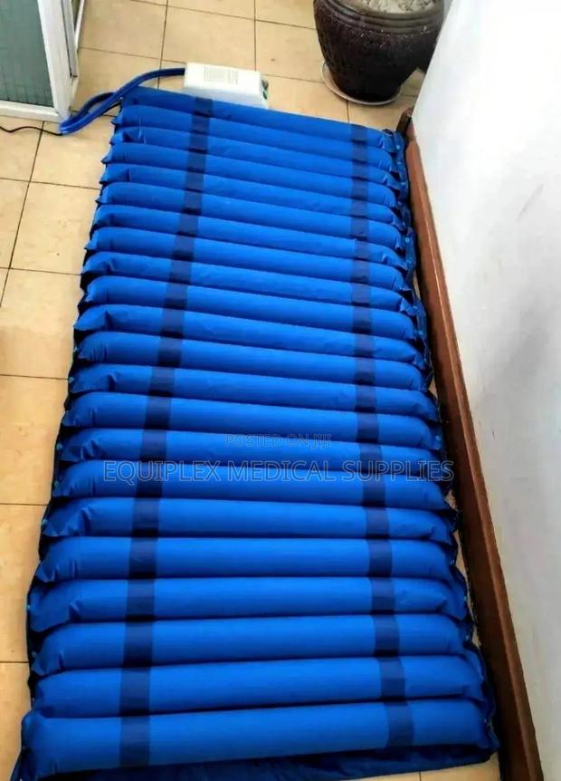 Tube Ripple Mattress
