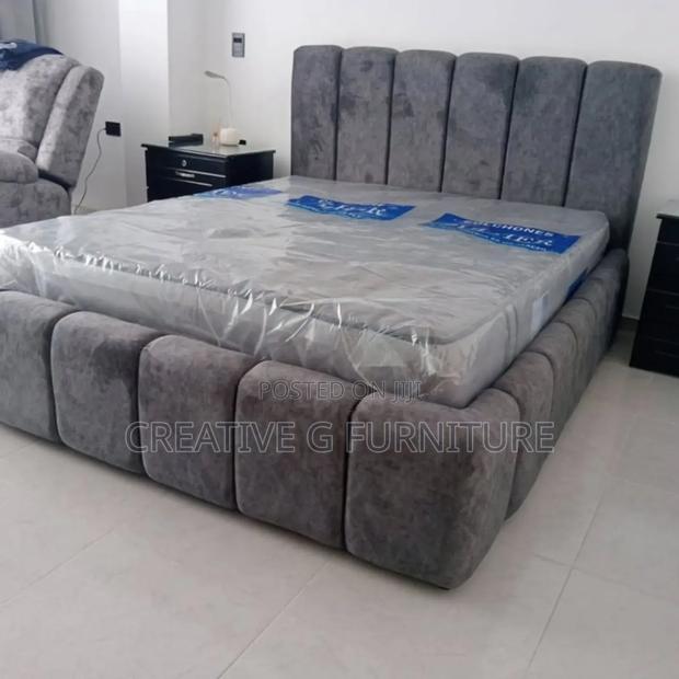 Elegant 5by6 Chester Bed