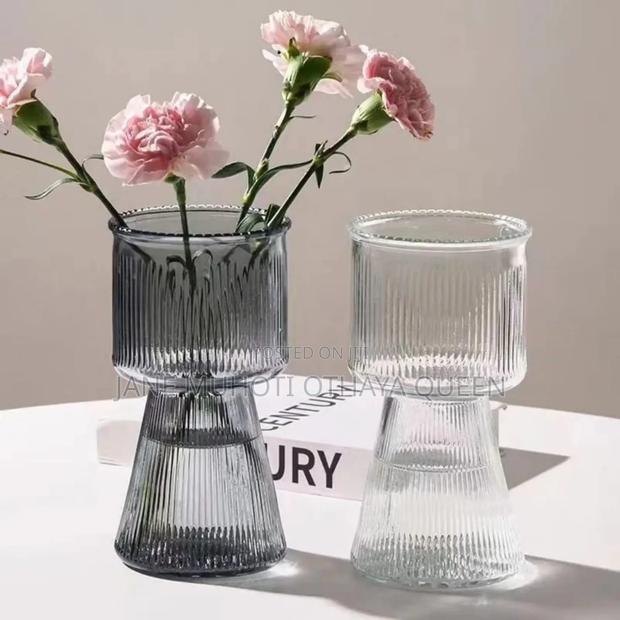 Flower Vase - main view