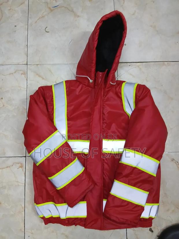 Prevent Overheating and Preserve Warmth - thumbnail 2