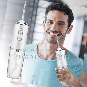 White Oral Irrigator - thumbnail 2